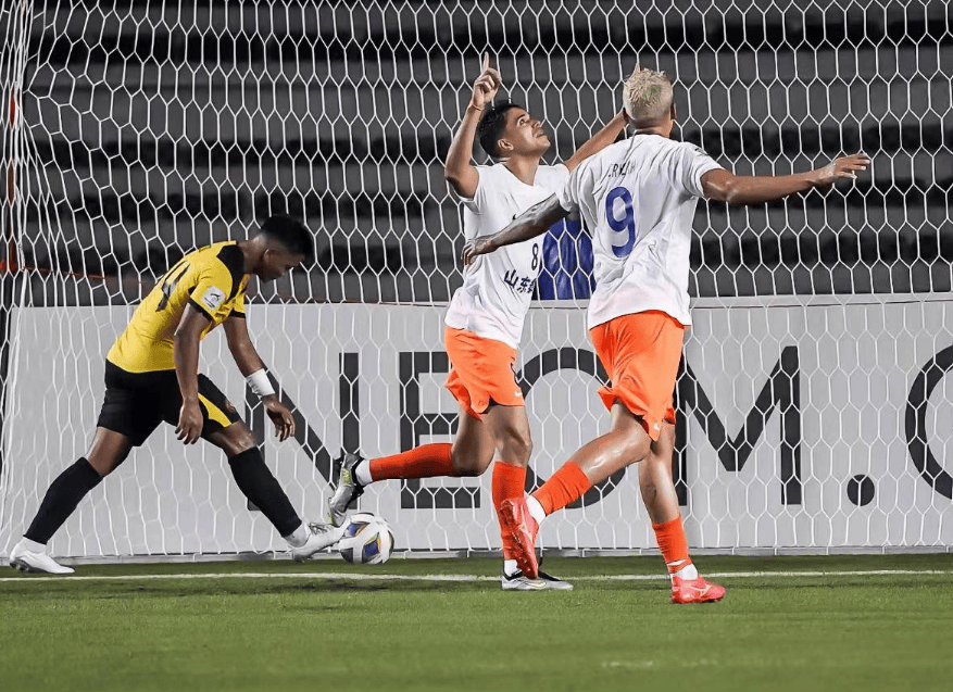 大发娱乐官网-关于球员战术配合默契，队伍士气高涨稳定连胜的信息