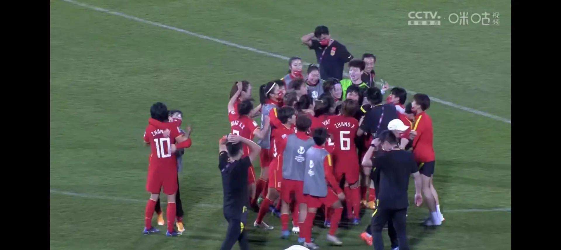 关于中国女足闯入国际舞台，闪耀在女足比赛赛场上的信息