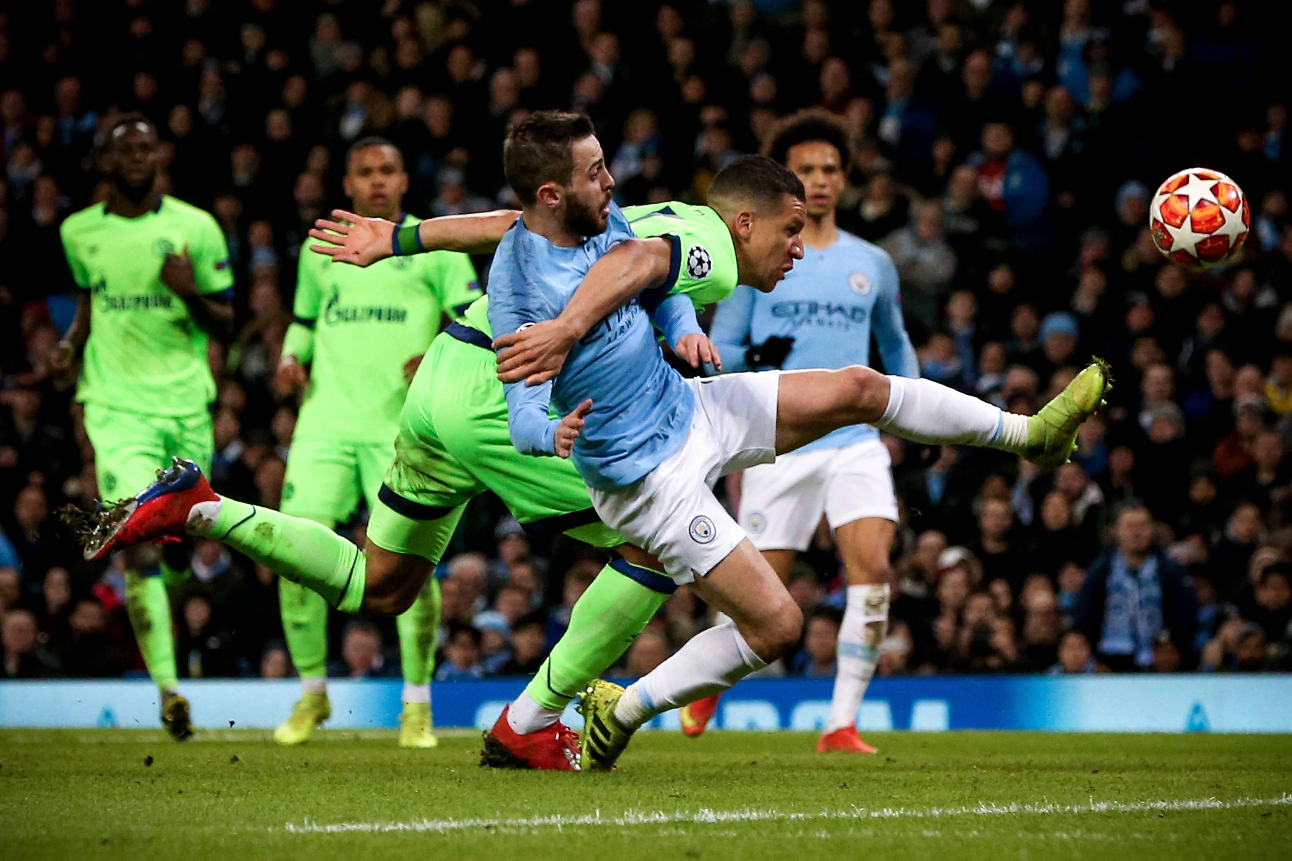 包含惊险一战!皇马险胜曼城晋级决赛的词条 包含惊险一战!皇马险胜曼城晋级决赛的词条