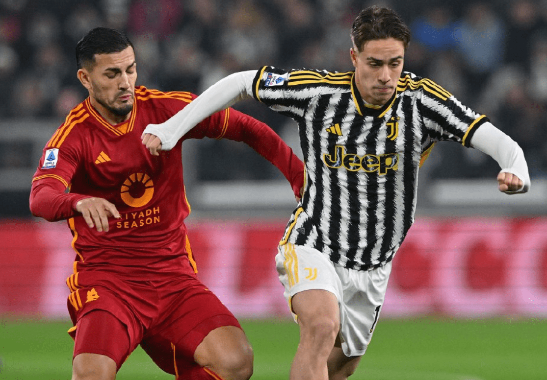 关于尤文图斯客场逼平诺森比，积分榜蝉联榜首的信息