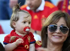 大发娱乐官方网站-包含沸腾现场，球迷热情高涨，欢呼声不绝于耳的词条